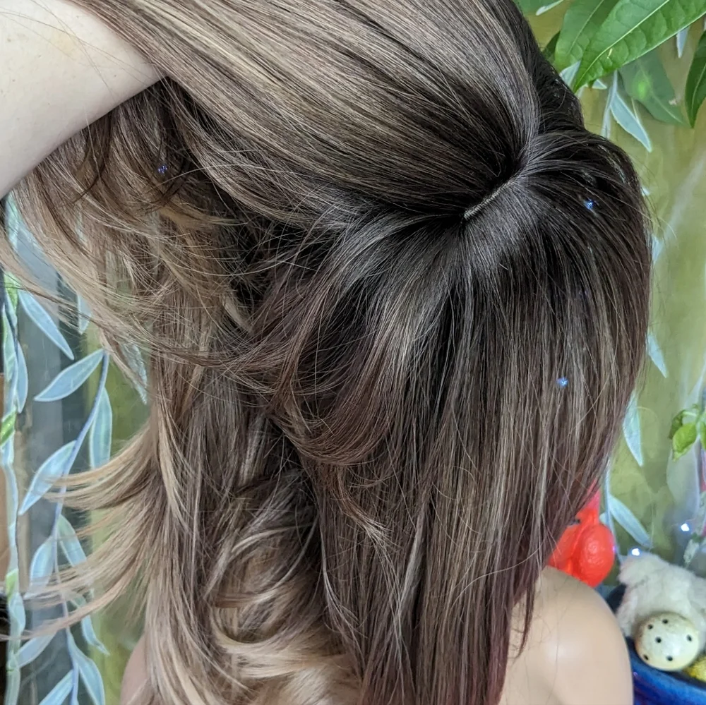 Mixed brunette highlights wig